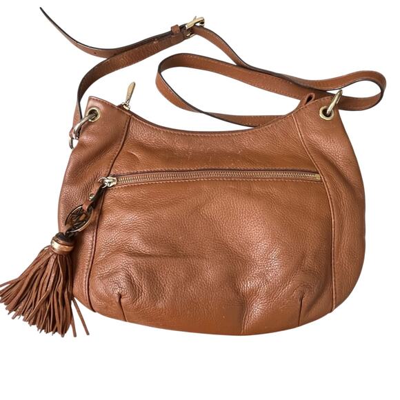 Michael Kors Crossbody Bag Pebbled Leather Fringe Tassel Gold Tone Hardware Logo - Picture 1 of 16